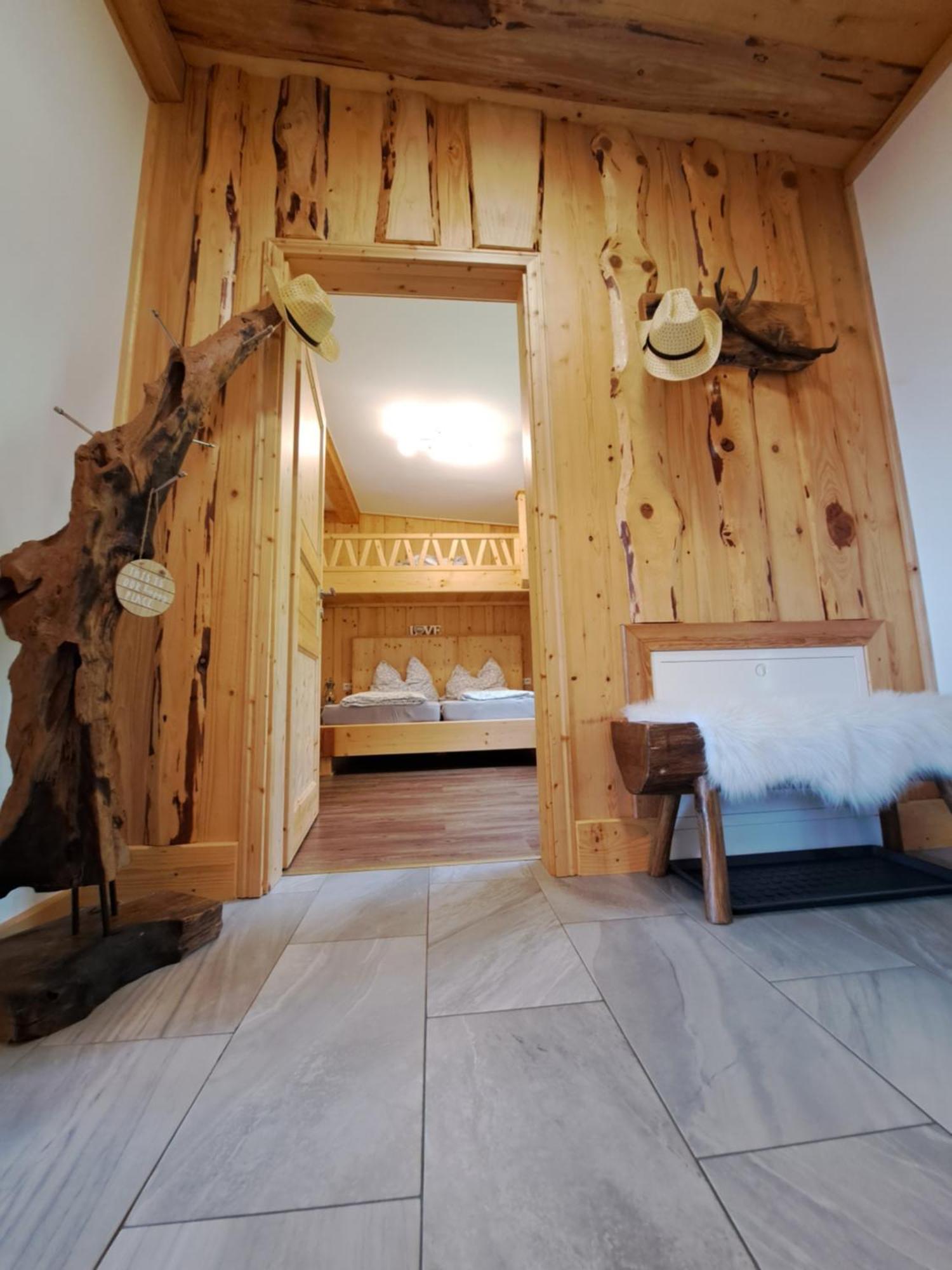 Erlebnisbauernhof Gutschi Ranch Kamp Phòng bức ảnh